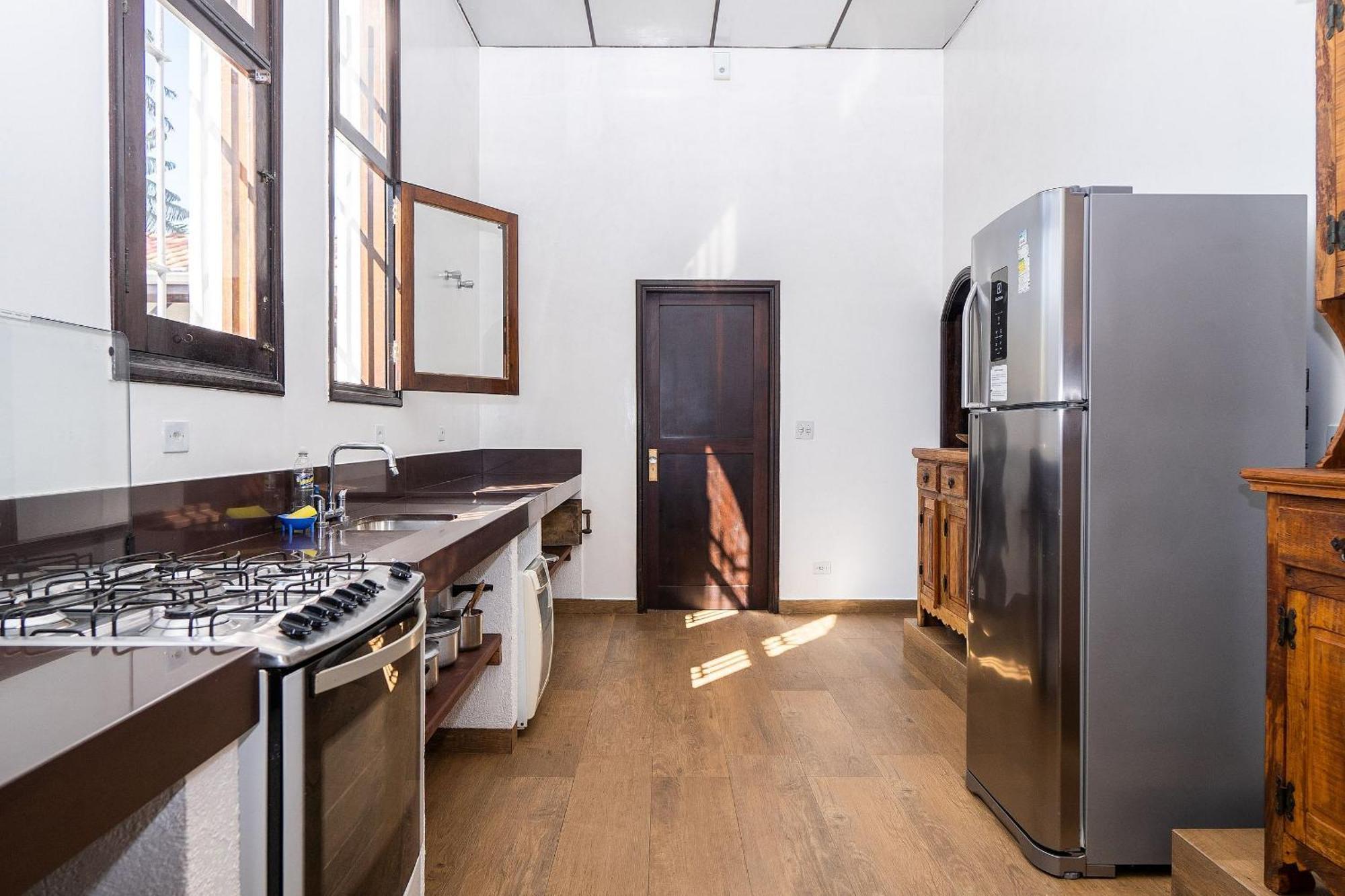 Casa luxuosa com 9 quartos e vista pro mar em Ubatuba, até 25 pessoas *
